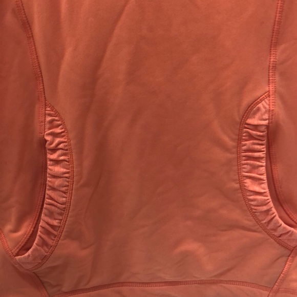 Lululemon pullover with ponytail hole, size 6 - Picture 3 of 8